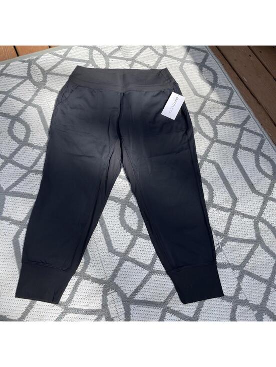 Athleta Pants - Athleta Black Venice Jogger Women’s Size Large New With Tag